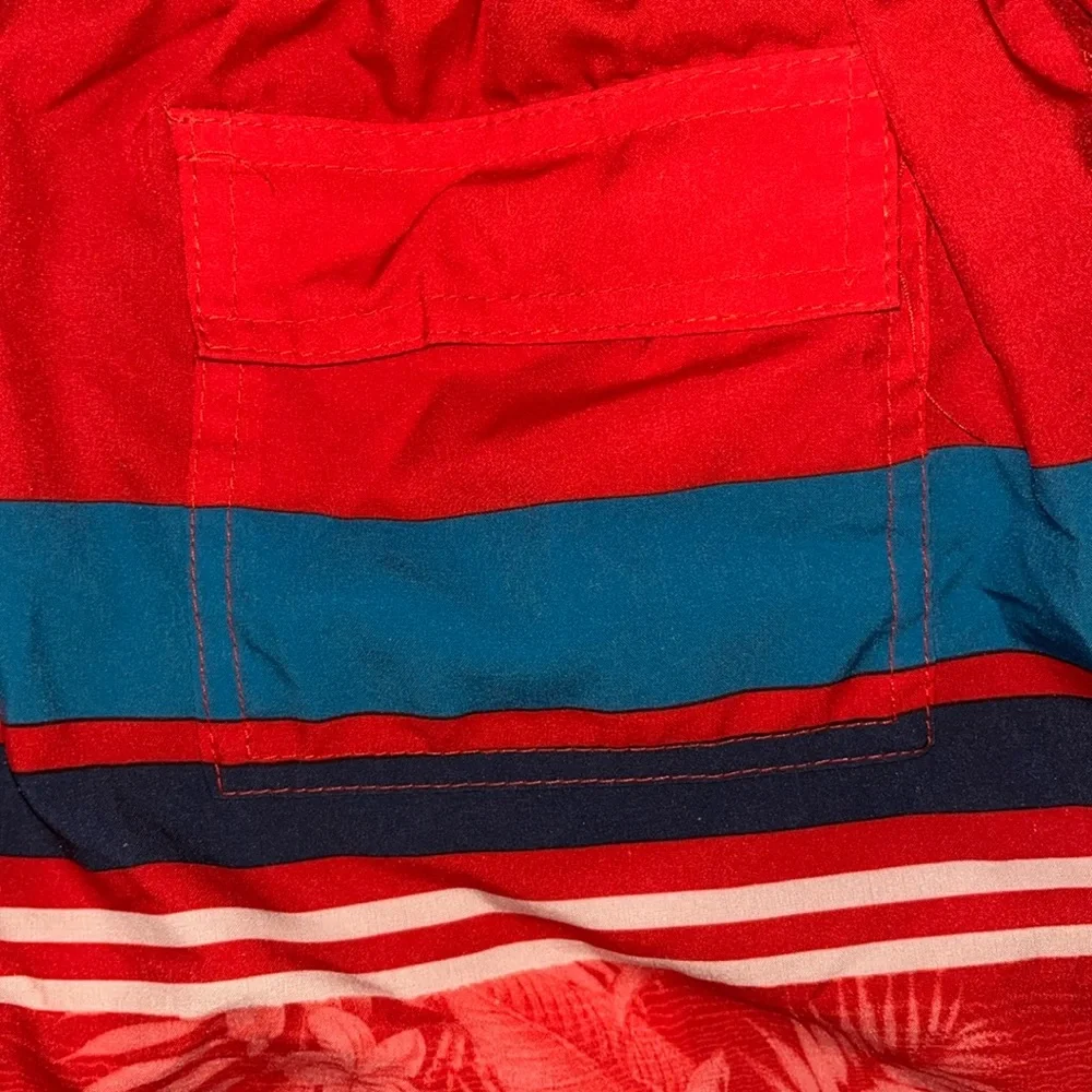 Spyder Swim Trunks Red Blue Floral Striped Swimwear Size XL